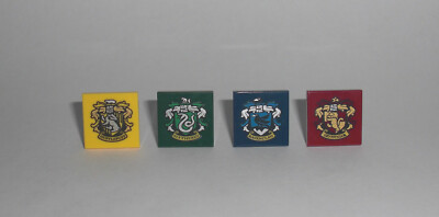 LEGO Harry Potter - 4 Hauswappen Gryffindor Ravenclaw Hufflepuff Slytherin Crest