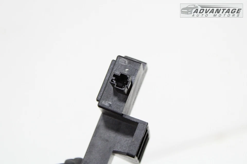 2012-2018 AUDI A7 QUATTRO FRONT RIGHT DOOR KEYLESS ENTRY ANTENNA MODULE UNIT OEM - Image 4 of 4