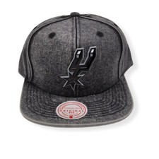 Mitchell  Ness San Antonio Spurs Modern Vintage Adjustable Snapback Hat Cap