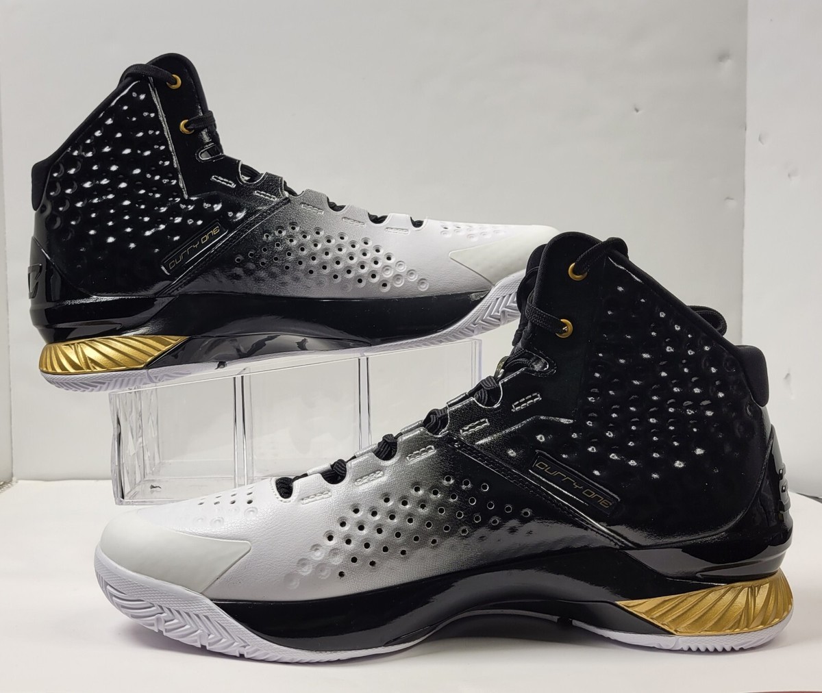 カリー1 MVP 27cm UNDER ARMOUR STEPHEN CURRY 1 MVP BASKETBALL SHOES BLACK GOLD
