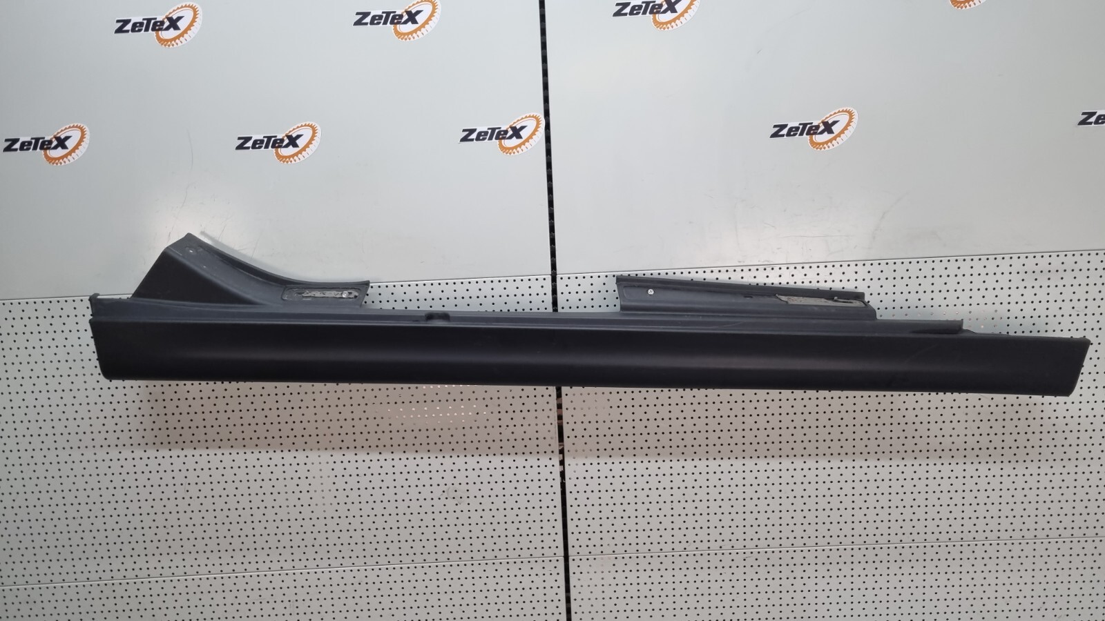 Original MINI F55 Schwellerverkleidung rechts Black Band  