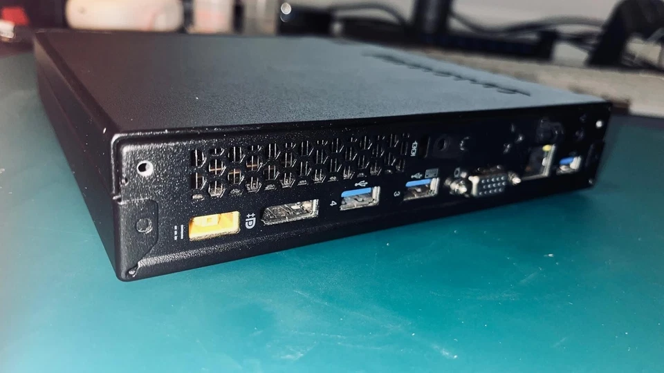 Lenovo ThinkCentre M93p Core i5-4570T / 16 Gb / 256 SSD Mini PC Windows 11 Pro - Bild 3 von 4