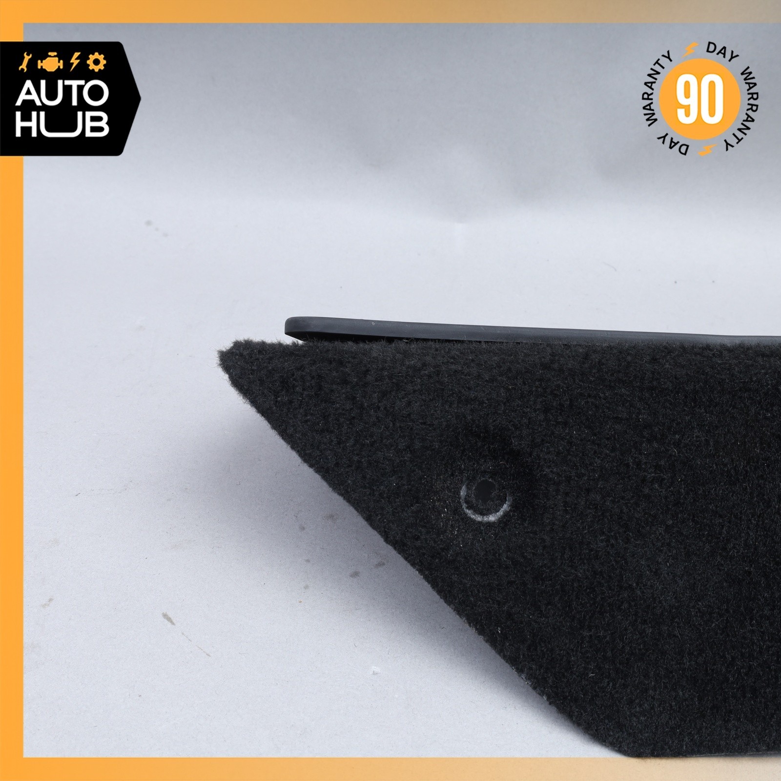 03-19 Maserati GranTurismo S M145 Front Left Foot Rest Cover 67571800 OEM