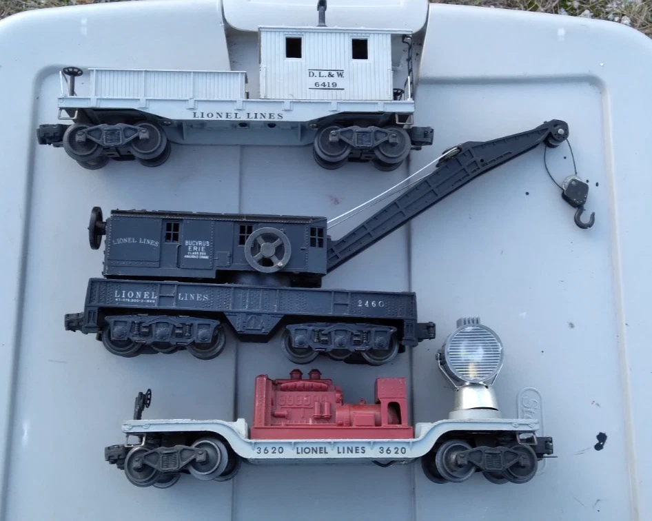 Lionel Postwar O 622 NW2 Diesel Switcher Locomotive Work Train Set Bell Ringer - Image 3 of 4