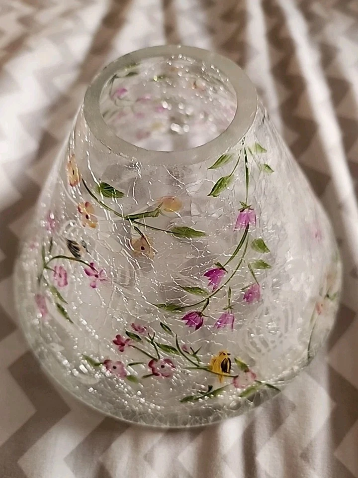 Rare | Yankee Candle - "Blossom and Birds" Crackle Glass Shade | HTF - Image 2 of 4