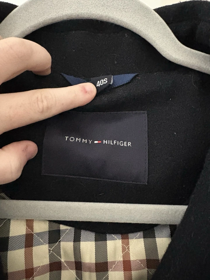 Tommy Hilfiger Men’s Double-Breasted Wool-Blend Peacoat Black Size 40S - Image 2 of 3