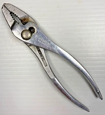 VINTAGE DIAMOND CALK & HORSESHOE CO. N16 THIN NOSE PLIERS TOOL DULUTH USA