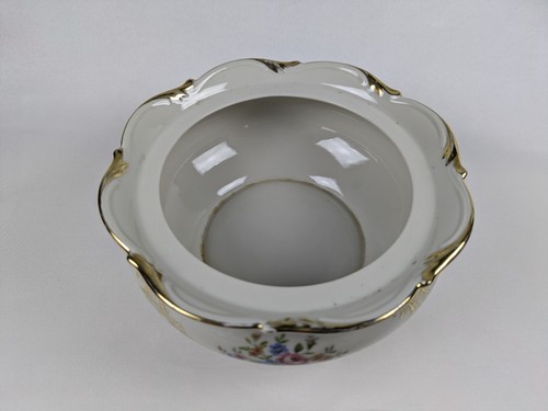 Bareuther Waldsassen Bavaria Germany Covered Dish Flowers with Gold Trim - Picture 3 of 10