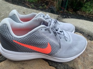 nike revolution 41