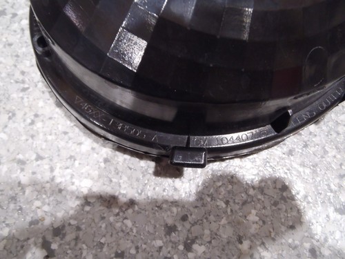 Lentes rojas de freno/luz trasera C6 Corvette 2005-2013---GM #10440715/10440716--¡USADAS! - Imagen 4 de 4