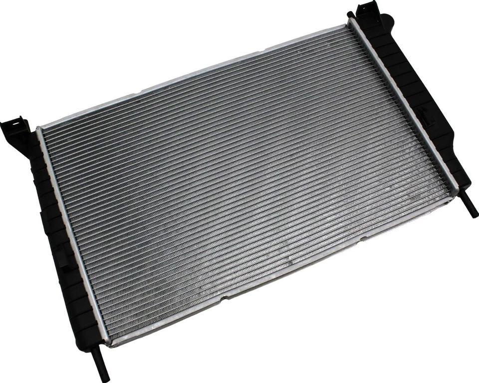 Radiador 1999-2002 Mercury Cougar deve ter AC 2.0/2.5L YS2Z8005DA fábrica OEM - Imagem 2 de 4