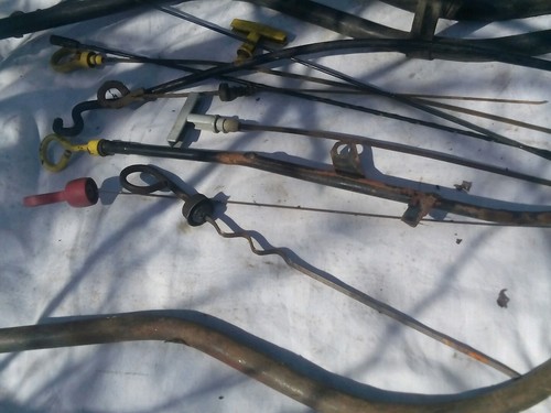 OLD OIL AND TRANSMISSION DIP STICKS - Bild 1 von 7