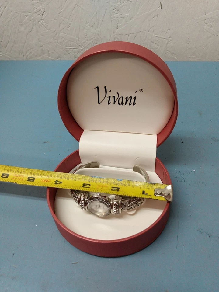 Reloj de puño Vivani para mujer tono plateado (LL) Foto 2 de 4