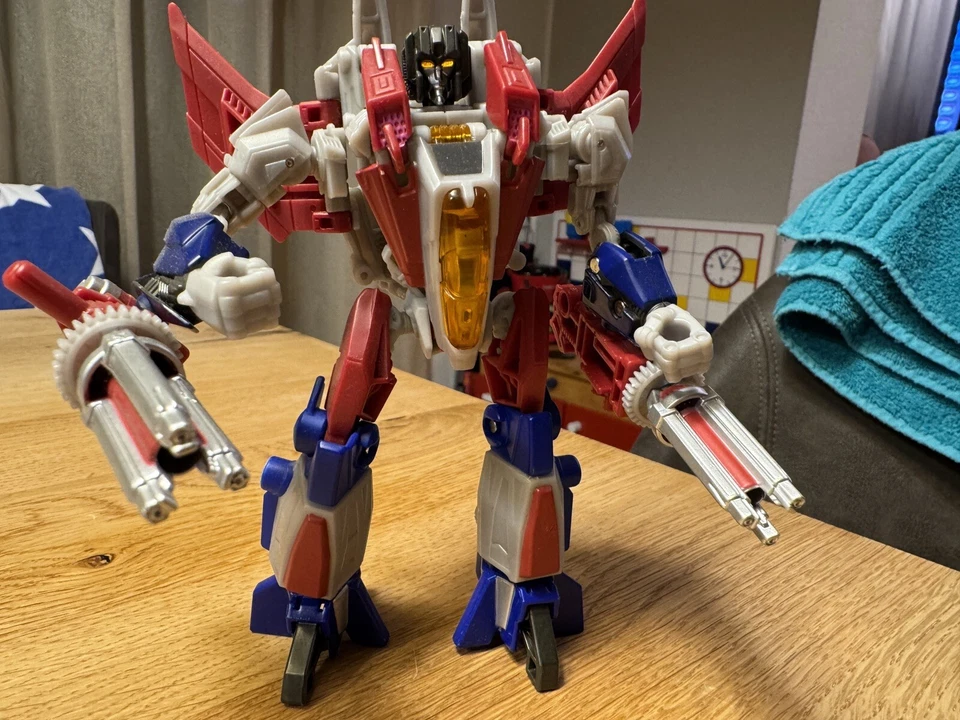 Transformers Fall of Cybertron STARSCREAM Deluxe Generations FOC - Immagine 4 di 4