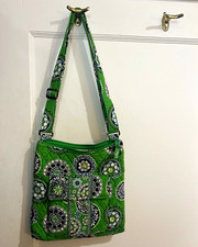 Vera Bradley Green Floral Crossbody Bag Zip, Adjustable Strap, Outer Pockets