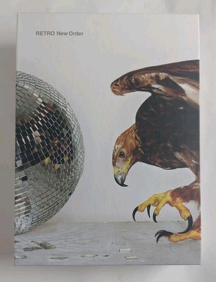 NEW ORDER - RETRO (BOX SET) / 4 CDs / 72 S. Booklet/ UK press/ Warner Music 2008