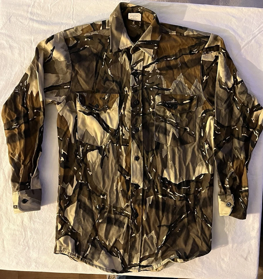 2007 COTTON PREDATOR CAMO DECEPTION BUTTON UP CAMPSHIRT 2 POCKET HUNTING SHIRT - Image 2 of 4