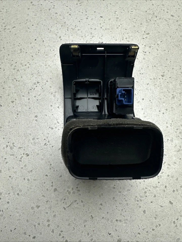 1993-1997 Toyota Corolla (LH) Dash Vent Trim Molding Black USED. 55414-02020 Foto 3 de 4