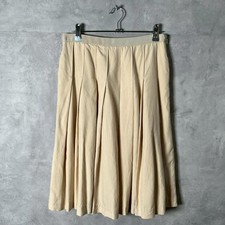 Margaret Howell pleated skirt size 2 24 inches beige silk