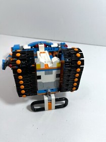 Lego BOOST Creative Toolbox robot 17101 (partial)