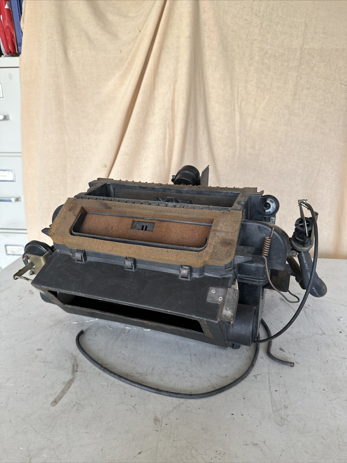 OEM Ferrari Mondial AC HVAC Evaporator Air Box Assembly 61722600 P/R READ