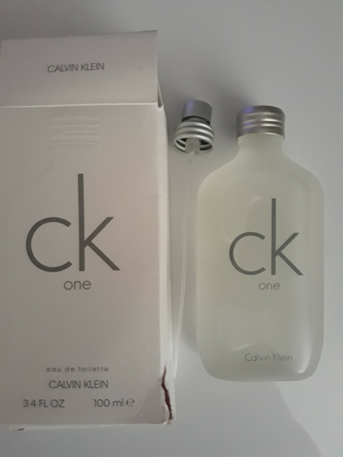 Introducir 85+ imagen what does calvin klein be smell like