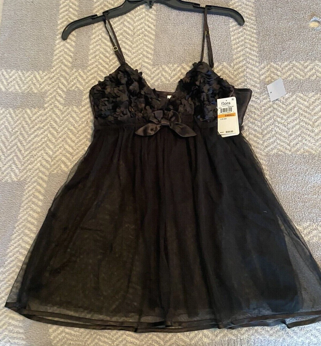 Flora Nikrooz Black Nighty Set 2 Piece Floral Appliqu NWT Size Small