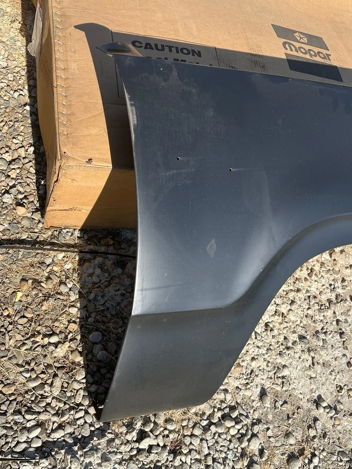 72 74 78 79 80 Dodge Ram Truck Ram cargador D100 D200 W100 LRE NOS RH PS guardabarros Foto 4 de 4