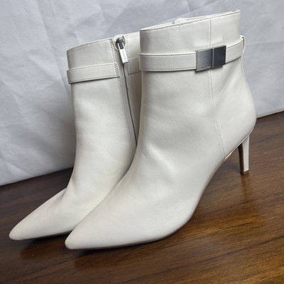 CK Calvin Klein Women's 3.25  Heel Ankle Boot KCSarity Ivory 150 Size 11 Preppy