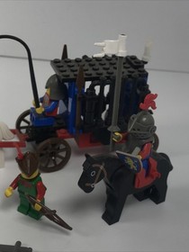 LEGO Castle Crusaders Dungeon Hunters 6042 Knight Horses Set