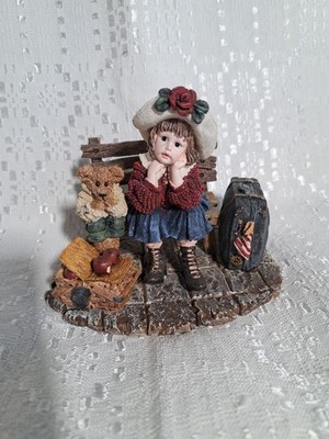 Yesterday s Child Dollstone Collection  Waiting For Grandma #3533 Shannon & Wils