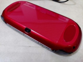 PS Vita Cosmic Red PCH 1000 ZA03 Console w/Charger PSV 
