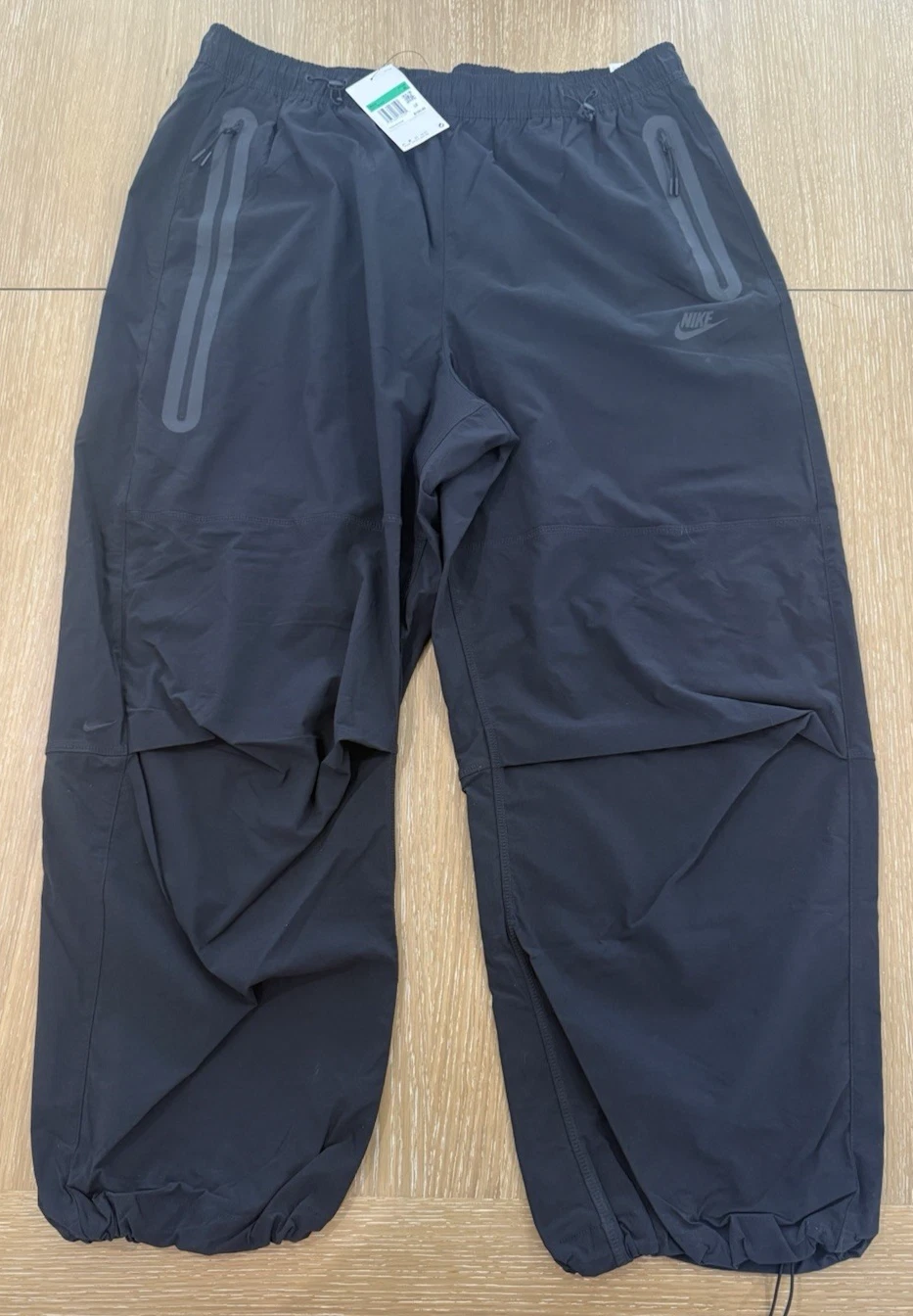 Nike Tech Woven Oversized Joggers Pants Black HM7158-010 Men’s Size XL