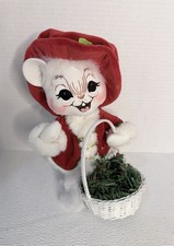 2006 Annalee Christmas Mouse w/Basket of Greenery Doll Figure Holiday 10  