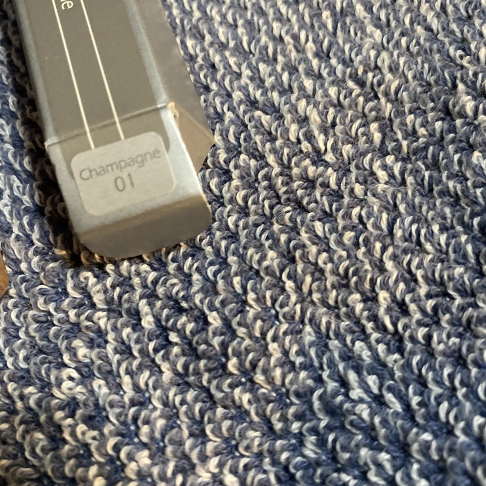 Prescriptives Paints Liquid Lip color Champagne 01 - Image 2 of 4