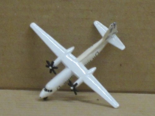 Flugzeug Fokker 50 "DLT" weiß Box Schabak 930/69 1:600 - Bild 3 von 6