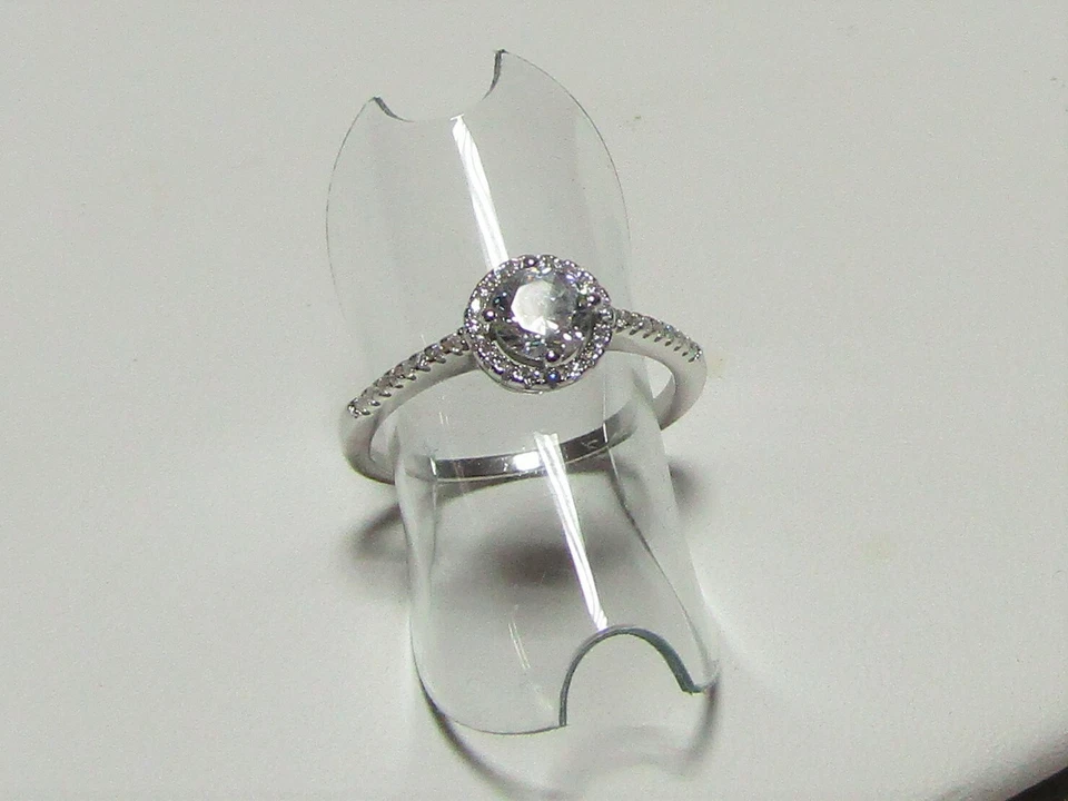 Anello SOLITARIO in ARGENTO 925 con zircone centrale tondo misura 17 / 54 - Immagine 2 di 4