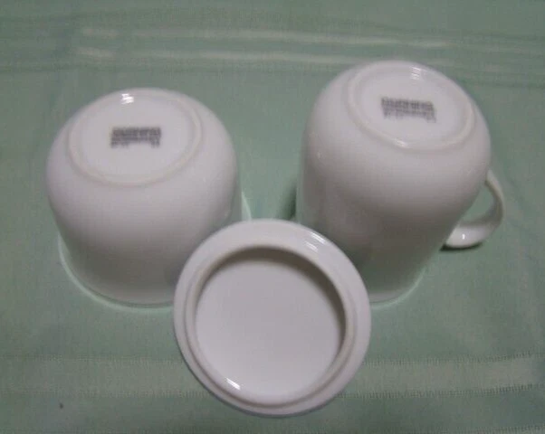 Corning Ware WHITE Creamer and Sugar w/lid 81-TY D5 and 81-TY C4 - Image 2 of 4
