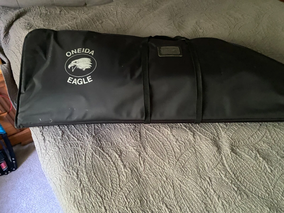 Oneida Eagle Osprey RH - Sang Rouge - Aileron Moyen - 20-40 Lb - NEUF