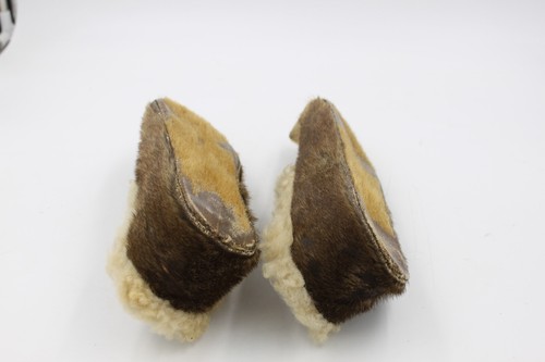 Vintage Fur and Wool Pointed Toe Slippers - Picture 6 of 7