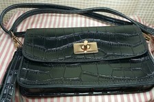 PURSE CROSSBODY BAG PHONE Mellow World Vegan Leather Croc Embossed Black