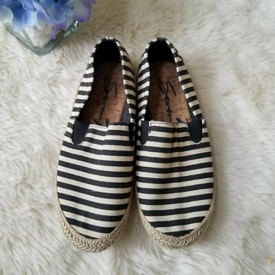 EUC Striped Flats Seven Shoes Espadrilles Cape Cod Stripe Black & White Size 6 