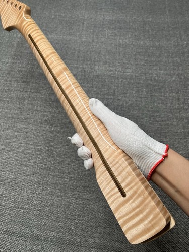 New AAAAA Stainless 22Frets Natural color Flame Maple Electric guitar Neck