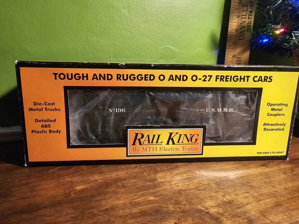 MTH 30-74026 Rail King Civil War UNION ARMY 19th Century 34' Green Box Car w Box - Image 2 of 4