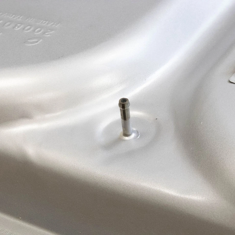 Fuel Gas Tank for Toyota Camry Avalon Lexus ES300 Foto 3 de 4