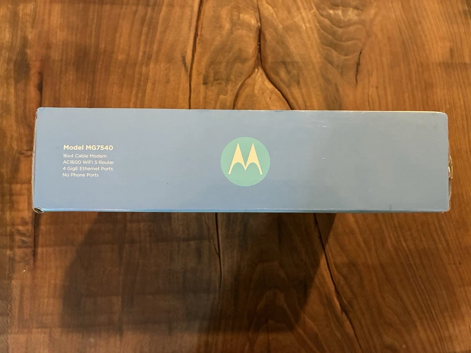 Motorola MG7540 16x4 Cable Modem Plus AC1600 Dual Band Wi-Fi Router with DFS - Image 3 of 4