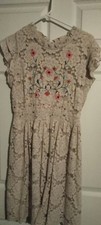 lace floral junior dress spring summer beige pre-owned medium