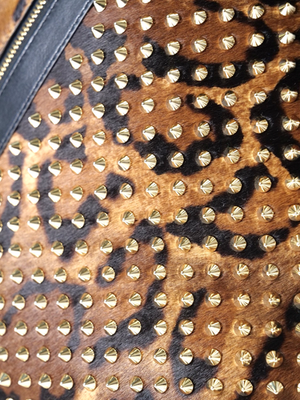 Christian Louboutinパイソン柄バッグ CHRISTIAN LOUBOUTIN Funky Crossbody Bag Pouch Bengali printed