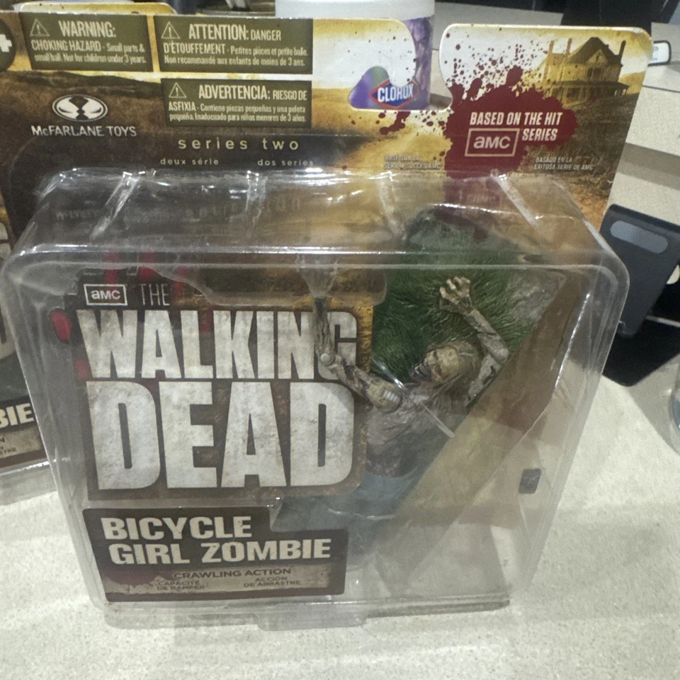 Bicicleta The Walking Dead Chica Zombie Serie 2 McFarlane TWD Foto 3 de 4
