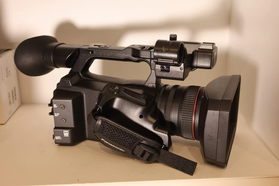 Panasonic - AG-CX350 - 4K professioneller Camcorder Händler - Bild 3 von 4